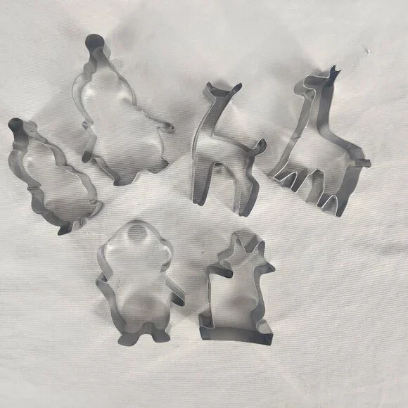 Lot of 6 Misc Metal Cookie Cutters Clowns Animals Deer Giraffe Fox Party