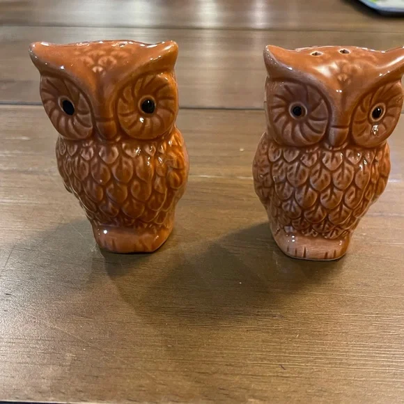 Vintage NWT Deadstock Owl‎ Salt and Pepper Shakers