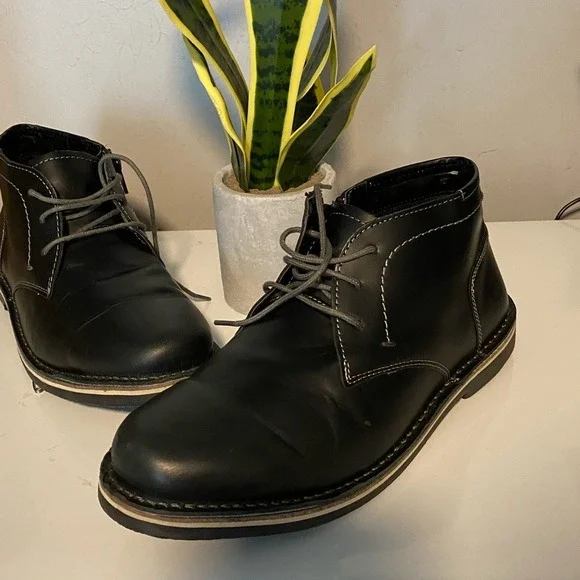 Steve Madden Black Chukka‎ Boots