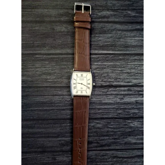 **RARE NOS Seiko‎ Men Barrel Tank White Roman Dial Brown Leather band Dress…