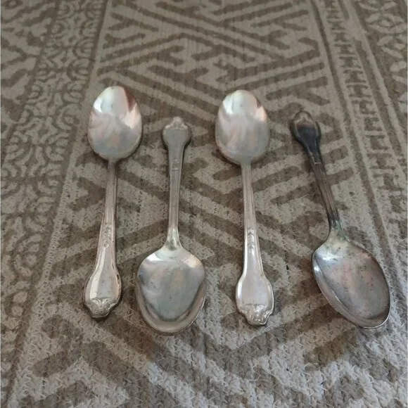 VTG International Silver Co. Set of 4 Dinner Spoons Unpolished 6