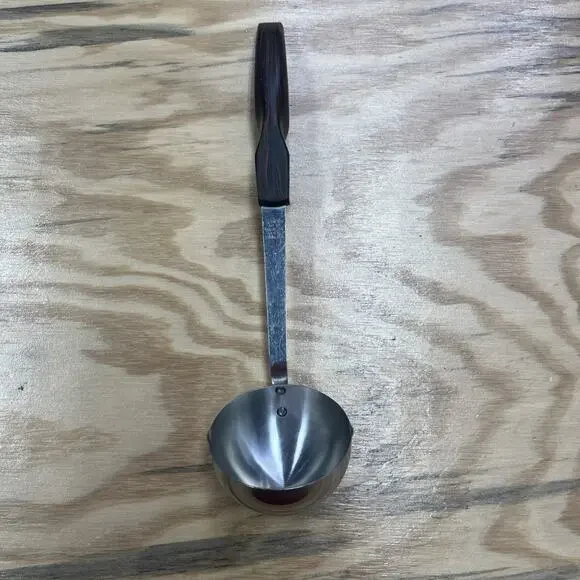 Vintage Cutco Soup Ladle No 15 Stainless USA w/ Brown Handle Kitchen Tool