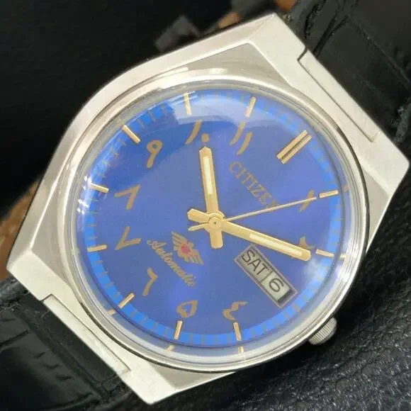 Vintage 1975 Citizen Automatic Mens Silver Watch W/daydate & Gold accents