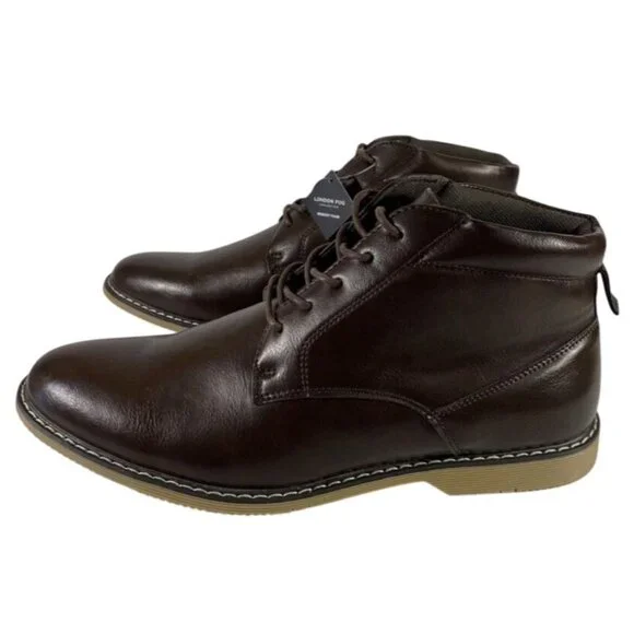 Mens London Fog Chukka Boots Brown With Memory Foam Soles $120 MSRP