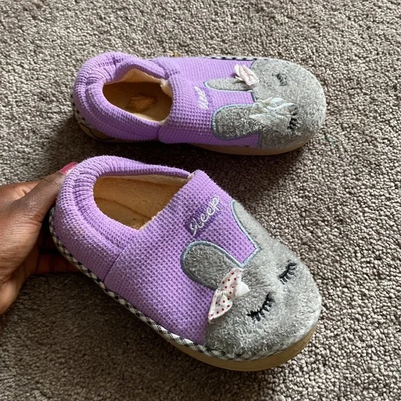Slippers SIZE 210mm
