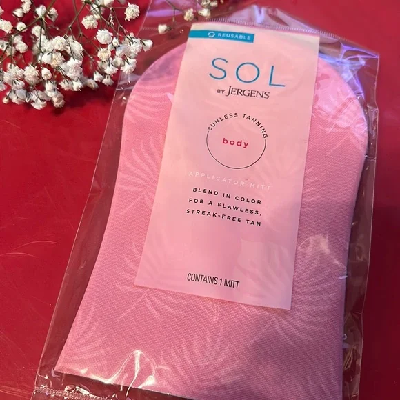 Sol by Jergens sunless tanning body applicator mitt