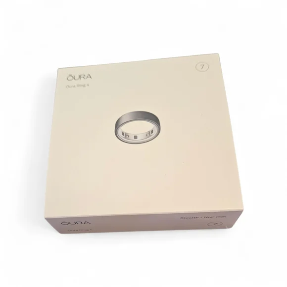 Oura Ring 4 - Stealth (Size 7)
