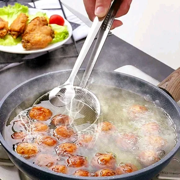 2 Stainless Steel Collander Spoons.
