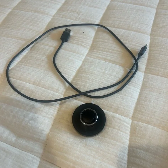 Oura Black Charging Dock with USB Cable