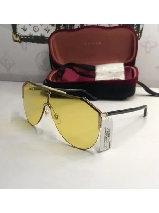 New Authentic Gucci Yellow Lens Sunglasses GG0584s 004 , description : Gucci GG0