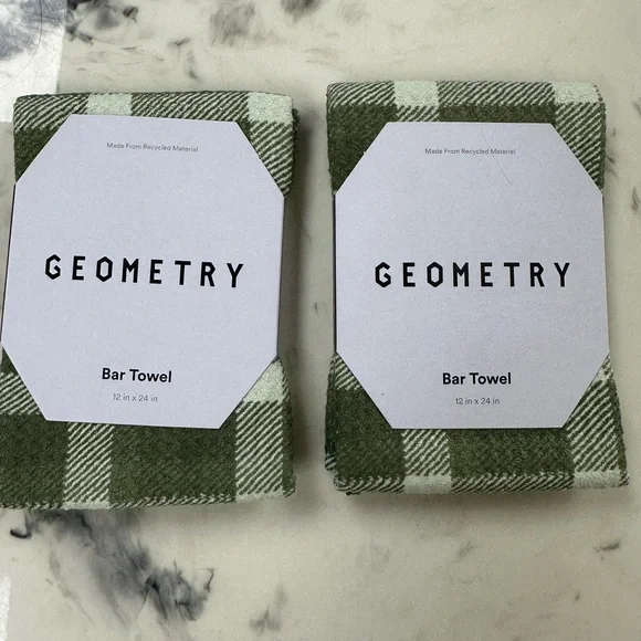 Geometry Wicklow Green Bar Towels (2) new