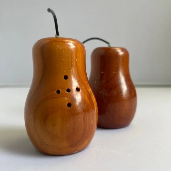 Pair Vintage Wood‎ Salt & Pepper Shakers