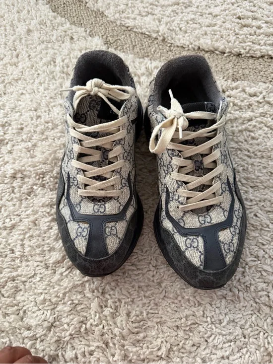 Gucci GG Canvas Runner Sneakers in Beige and Black