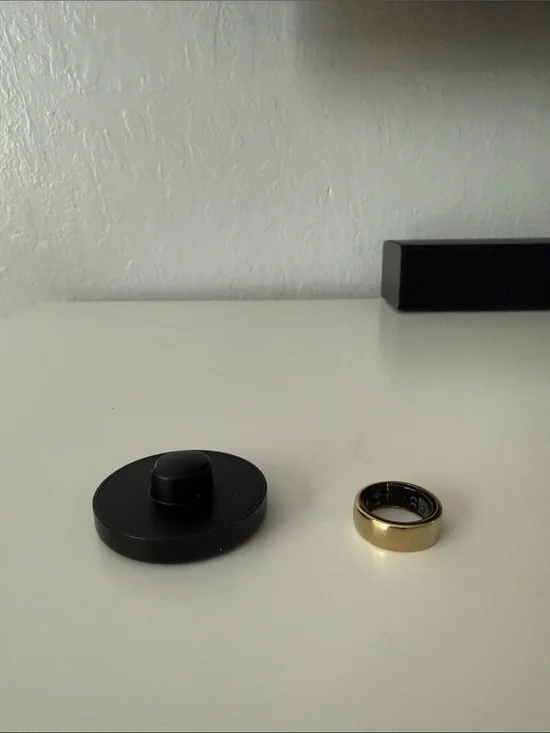 Oura Ring 3rd Generation size 7 Gold USED