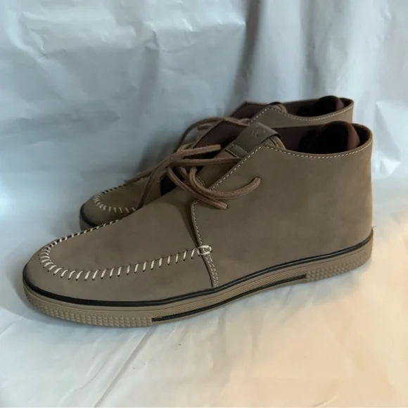 Kenneth Cole Men's Shore Chukka Boot Size 9.5 Brown