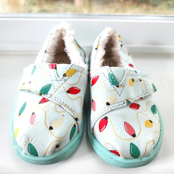 TOMs Kids Toddlers Christmas Lights Patterned Lined Slippers Size 5T