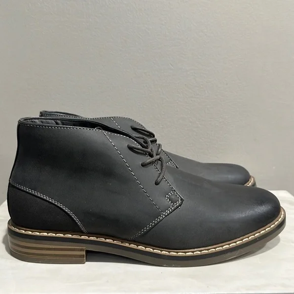 R2 Faux Gray Leather Men’s Chukka Lace Up Boots Size 8