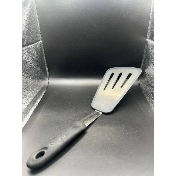DI‎ ORO Living Chef Series Heat Resistant 600F Flexible Silicone Omelet Spatula