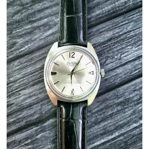 Rare‎ DeVille Mechanical Men's Watch Collectable Runs Great