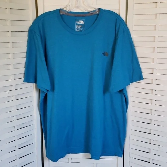 The north face royal blue mens t-shirt XL