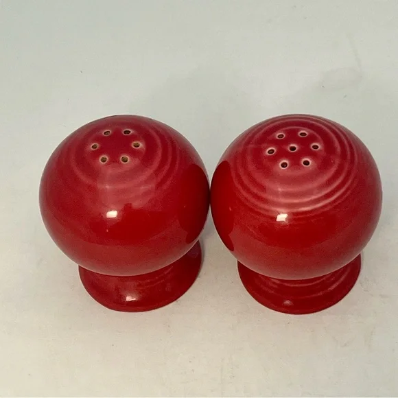 Vintage Fiestaware Small Red Ceramic Round Salt And Pepper Shakers