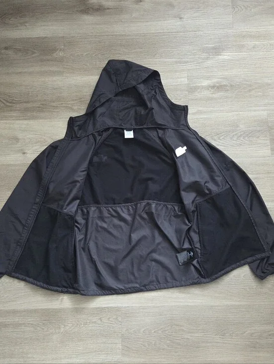The North Face Flyweight Hoodie 2.0 WindWall Jacket Men's Small Black NF0A7ZWS.