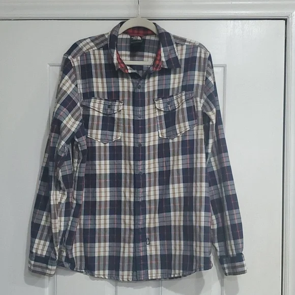 MENS THE NORTH FACE SHIRT WITH SNAPS SIZE MEDIUM