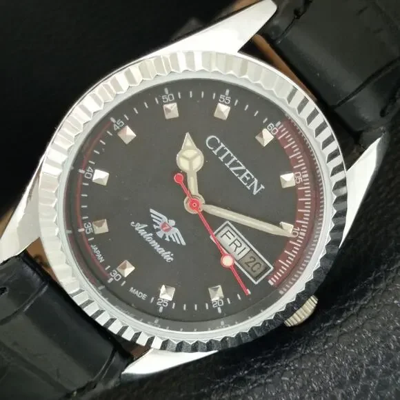 Vintage 1972 Citizen Automatic Mens Silver Watch W/daydate & Red accents