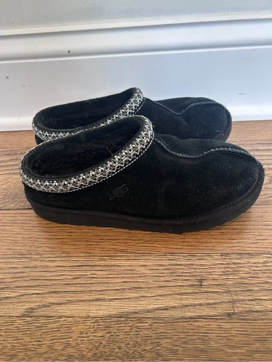 UGG Kids Tasman II Slippers Black Suede Size 3 Big Kid Slip On Clog Shoes Comfy