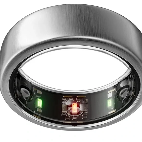 Oura Silver Wellness Ring