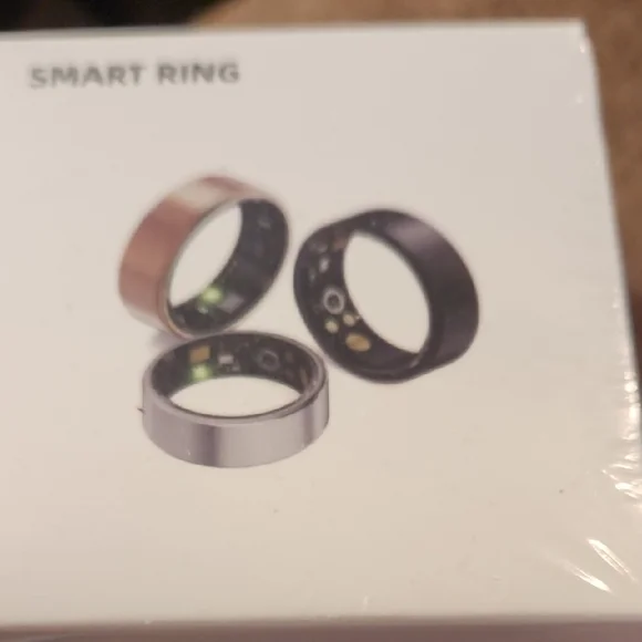 Smart Ring in Black, Silver, and Gold