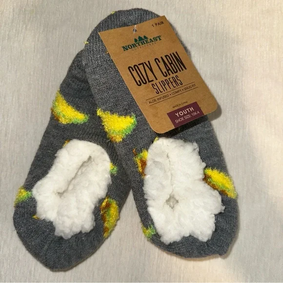 Northeast Outfitters Shoes Kids Small Grey Neo Cozy Cabin Taco Icon Slippers NWT
