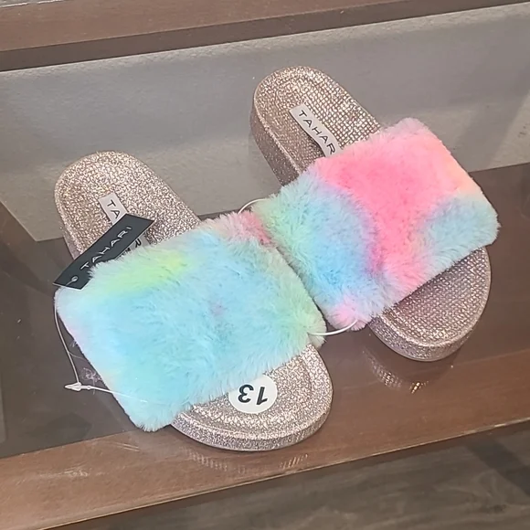 NWT Tahari girls fluff glitter slides size 13
