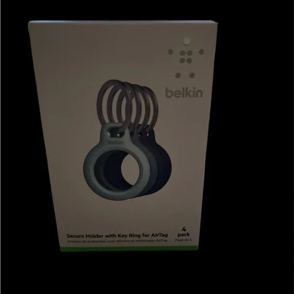 COPY - Belkin Secure Holder with Key Ring for AirTag 4 Pack.