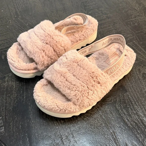Koolaburra Fuzzy Pink Kids Slippers