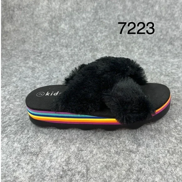 Kidpik Girls Size 2 Black Faux Fur Slide Sandals Platform Slip On Slides