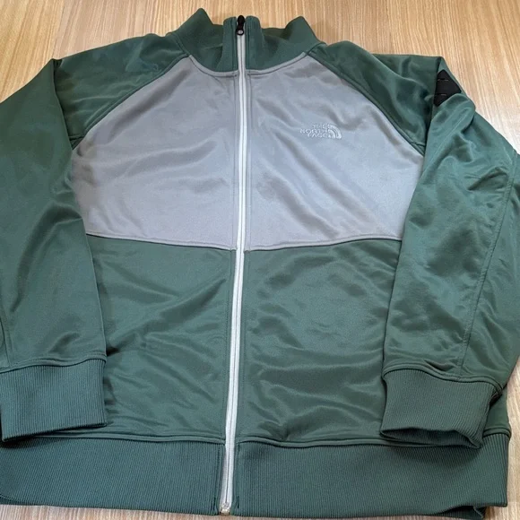 The North Face zip front fleece lined jacket gray green