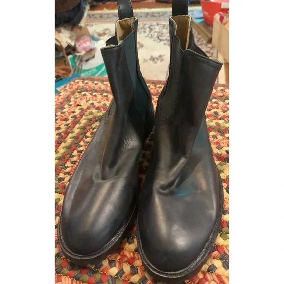NWOB‎ Banana Republic Black Chelsea Boots Men's 12 M US