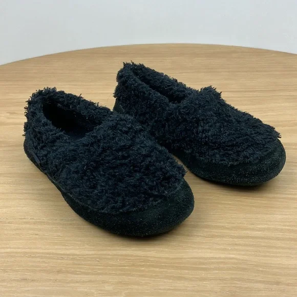 Acorn Slippers (little kids' size 11-12)