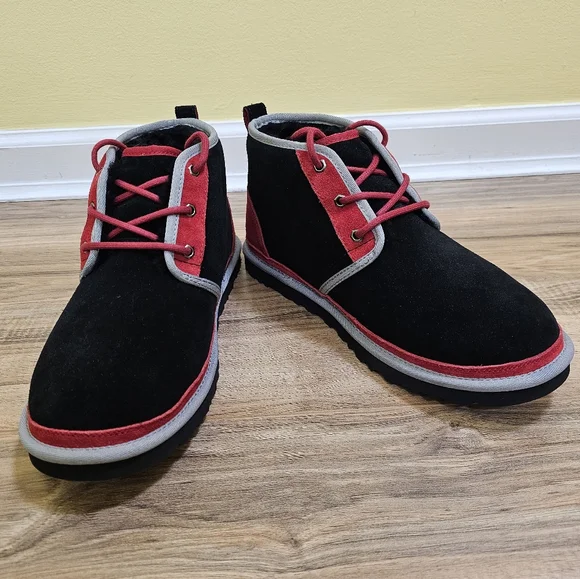 UGG Neumel boots, black/red/gray, size US 11