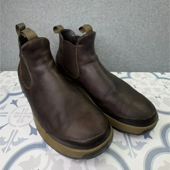 Danner Pub Garden Chelsea Boots Mens 12 Chocolate Leather Rubber Waterproof‎ USA