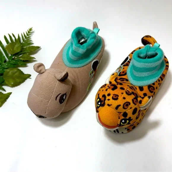 Disney Encanto Plush Slippers Toddler Kids Size 11-12