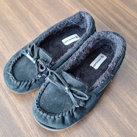 Airwalk Girls Slippers Size 1