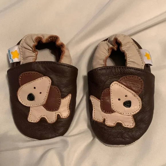 Mine Star Newborn Brown and Cream Slippers with Puppy Design