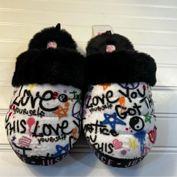 Justice Girls Plush Slippers Size 13-1 NWT Graffiti Love Yourself