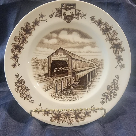 (J19) The collectors series of Atlantic Canada by woods and sons Plate