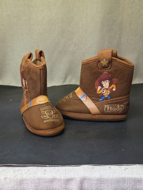 Disney Pixar Toy Story Woody Childrens Boots 9-10 Faux Suede Cowboy Boots & HAT