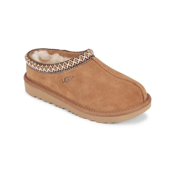 UGG Tasman slippers chestnut size 9 kids gently used
