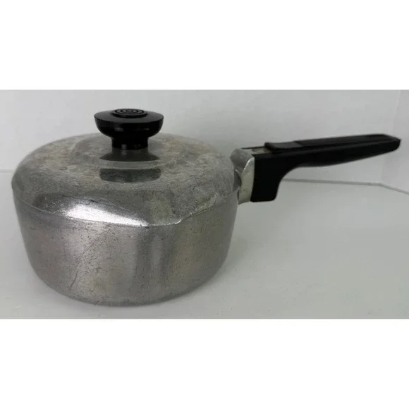 Vtg Wagner Ware Magnalite Sidney -0- Petite Gourmet Sauce Pan Pot w/Lid 4680