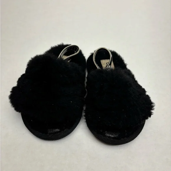 Ugg Black Plush Pom Pom Kids Slippers sz 6 baby